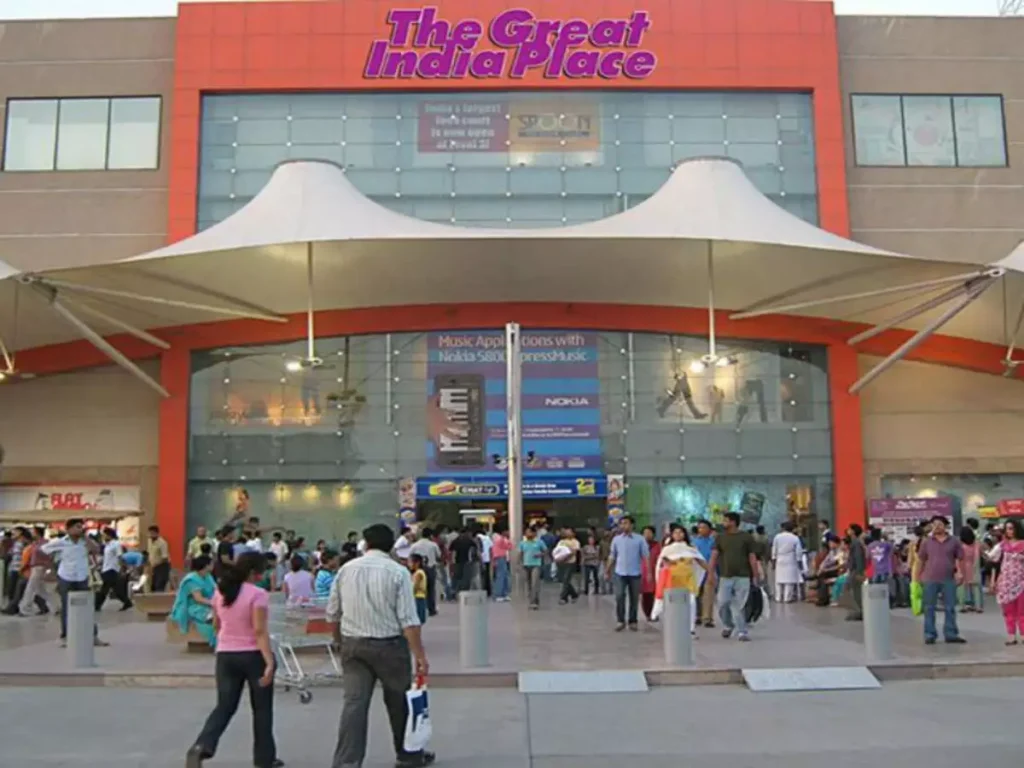the Great India Place Mall